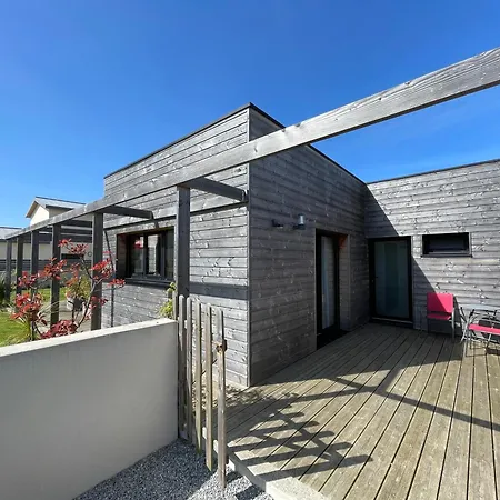 Egurra, A Proximite D'une De Sable Fin Villa *